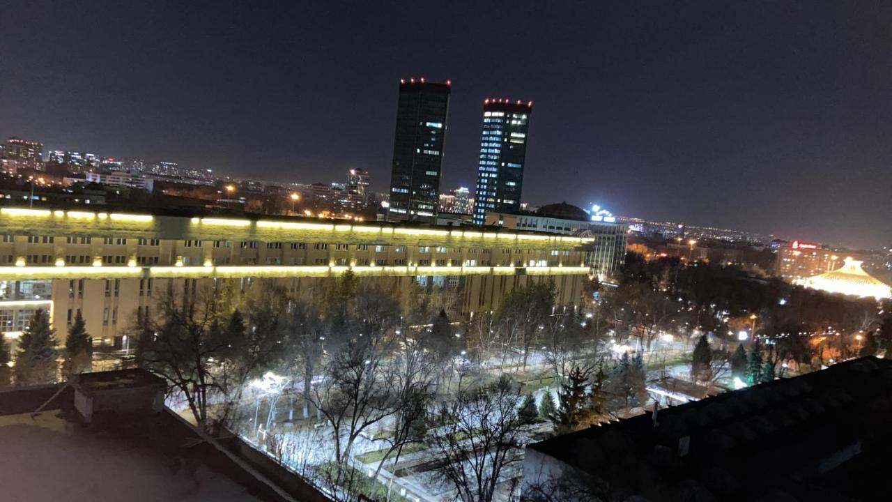 Квартира В Центре Алматы Bagian luar foto